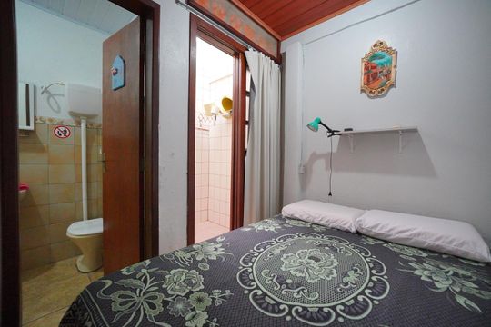 Suíte de kitnet/studio para alugar com 1 quarto, 36m² em Cachoeira do Bom Jesus, Florianópolis