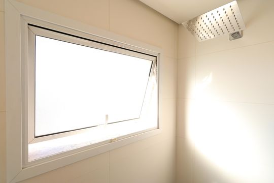 Banheiro da Suíte 1 de apartamento à venda com 3 quartos, 164m² em Vila Romana, São Paulo