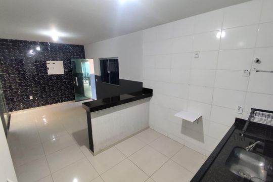 Cozinha de casa para alugar com 2 quartos, 200m² em Jardim Patricia, Uberlândia