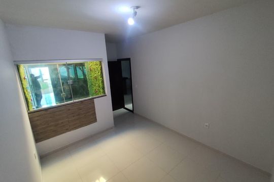 Sala de casa para alugar com 2 quartos, 200m² em Jardim Patricia, Uberlândia