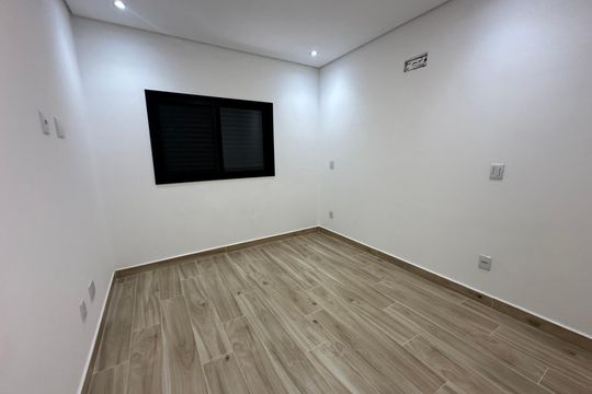 Suíte 1 de casa de condomínio à venda com 4 quartos, 304m² em Santana de Parnaíba, Barueri