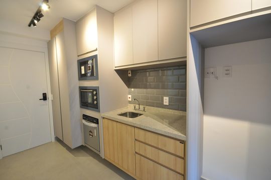 Cozinha de apartamento para alugar com 1 quarto, 30m² em Tucuruvi, São Paulo