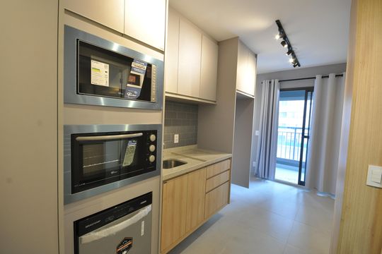 Cozinha de apartamento para alugar com 1 quarto, 30m² em Tucuruvi, São Paulo