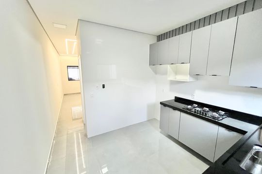 Cozinha de casa à venda com 3 quartos, 123m² em Jardim São Paulo, São Paulo