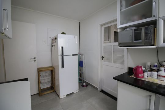 Cozinha de casa de condomínio para alugar com 4 quartos, 375m² em Freguesia (jacarepaguá), Rio de Janeiro