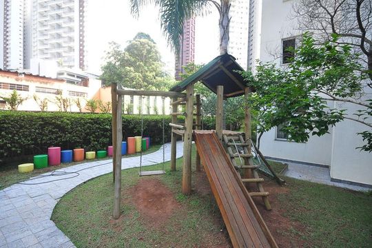 Playground de apartamento para alugar com 2 quartos, 70m² em Vila Andrade, São Paulo