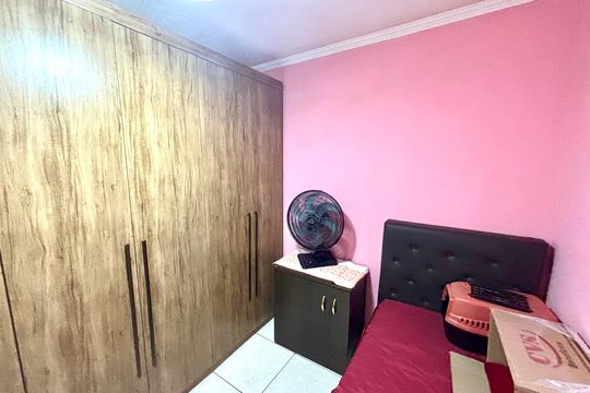 Quarto 2 de apartamento à venda com 2 quartos, 43m² em Vila Paranagua, São Paulo
