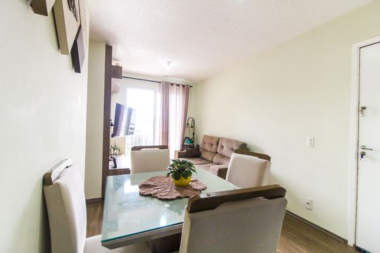 Sala de apartamento à venda com 2 quartos, 48m² em Colônia (zona Leste), São Paulo