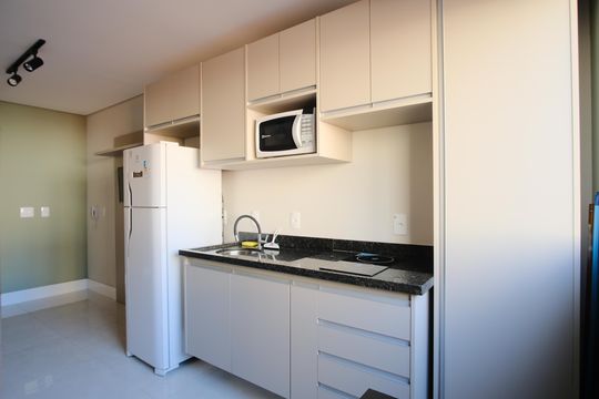 Cozinha de kitnet/studio para alugar com 1 quarto, 24m² em Vila Gomes Cardim, São Paulo