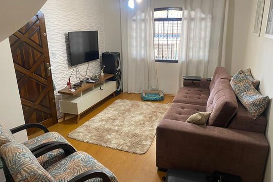 Casa à venda com 3 quartos, 164m² em Jardim Utinga, Santo André