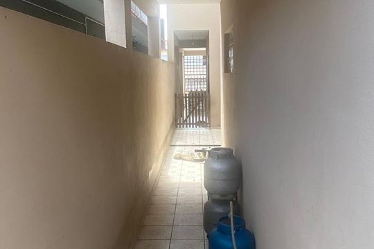 Área externa de casa à venda com 3 quartos, 164m² em Jardim Utinga, Santo André