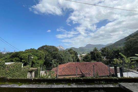Vista  de casa de condomínio para alugar com 4 quartos, 150m² em Jardim Botânico, Rio de Janeiro