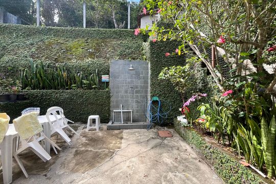 Quintal  de casa de condomínio para alugar com 4 quartos, 150m² em Jardim Botânico, Rio de Janeiro