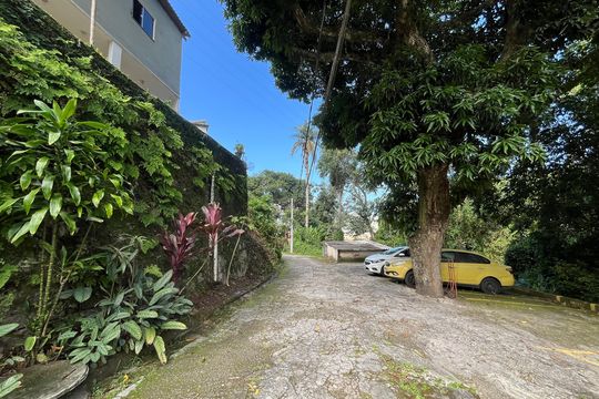 Garagem de casa de condomínio para alugar com 4 quartos, 150m² em Jardim Botânico, Rio de Janeiro
