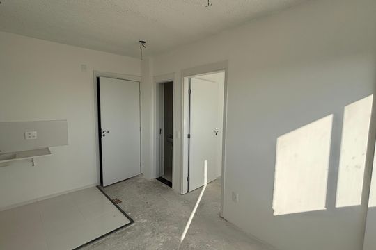 Sala de apartamento à venda com 2 quartos, 32m² em Parque Erasmo Assunção, Santo André
