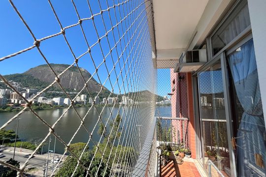 Varanda do quarto 3 de apartamento à venda com 3 quartos, 120m² em Lagoa, Rio de Janeiro