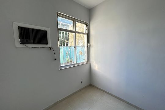 Quarto 1 de apartamento à venda com 3 quartos, 70m² em Todos Os Santos, Rio de Janeiro