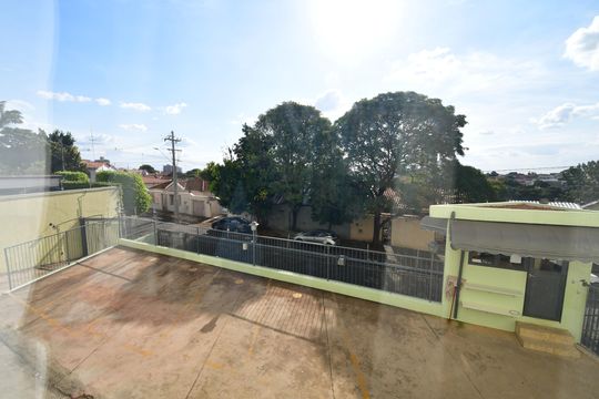 Sala - Vista de apartamento à venda com 2 quartos, 90m² em Jardim Chapadão, Campinas