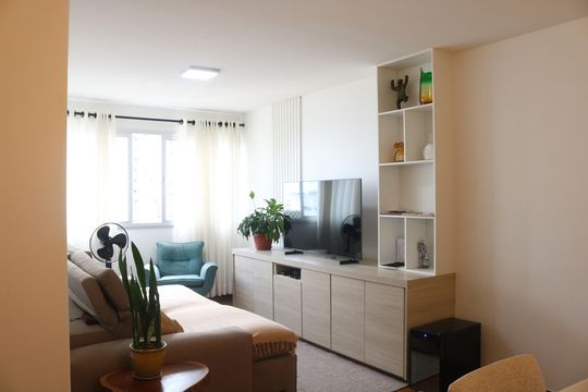 Sala de apartamento à venda com 2 quartos, 88m² em Vila Ipojuca, São Paulo