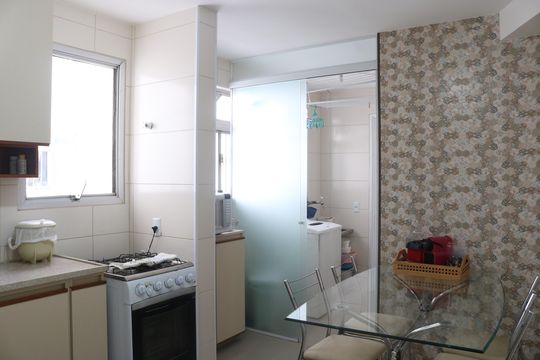 Cozinha de apartamento à venda com 2 quartos, 88m² em Vila Ipojuca, São Paulo