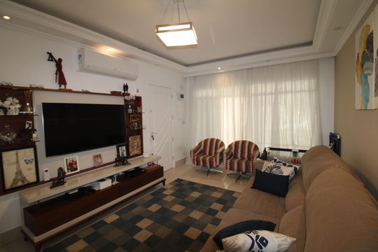 Casa à venda com 2 quartos, 200m² em Vila Dom Pedro Ii, São Paulo