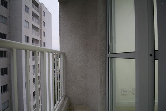 Varanda de apartamento para alugar com 2 quartos, 38m² em Jardim Piracuama, São Paulo