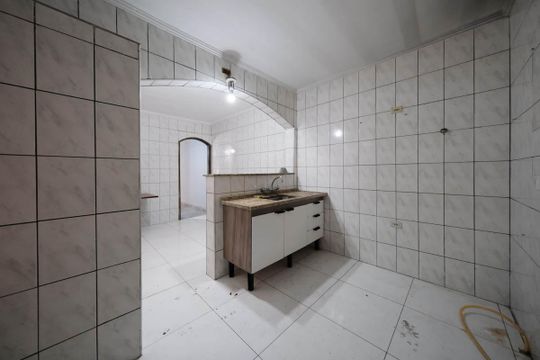 Cozinha de casa para alugar com 3 quartos, 86m² em Parque Boturussu, São Paulo