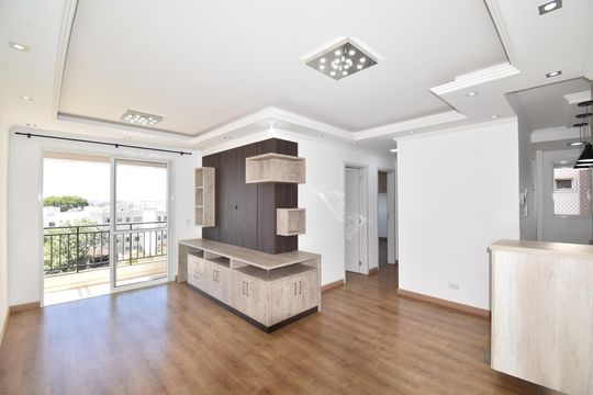 Apartamento à venda com 3 quartos, 68m² em Tingui, Curitiba