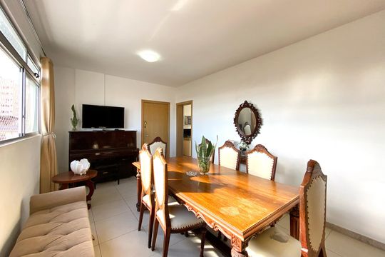 Sala de apartamento à venda com 3 quartos, 80m² em Colégio Batista, Belo Horizonte
