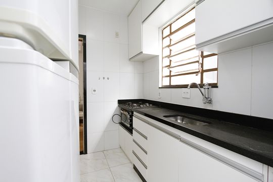 Cozinha de apartamento à venda com 3 quartos, 83m² em Alto Caiçaras, Belo Horizonte