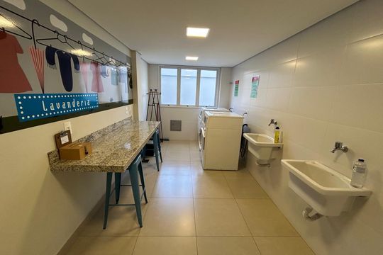 Lavanderia de apartamento para alugar com 2 quartos, 63m² em Santa Mônica, Uberlândia