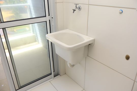 Área de Serviço de apartamento para alugar com 2 quartos, 62m² em Stella Maris, Salvador