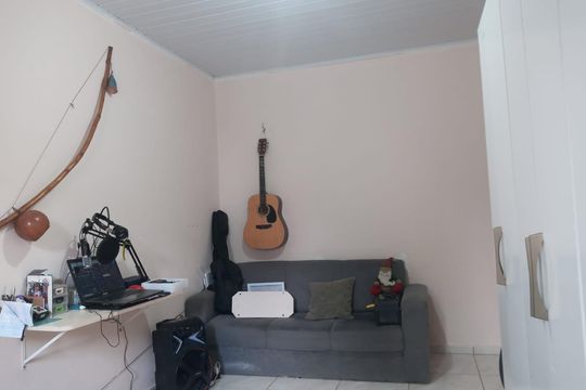 Sala de casa à venda com 2 quartos, 70m² em Passo das Pedras, Porto Alegre