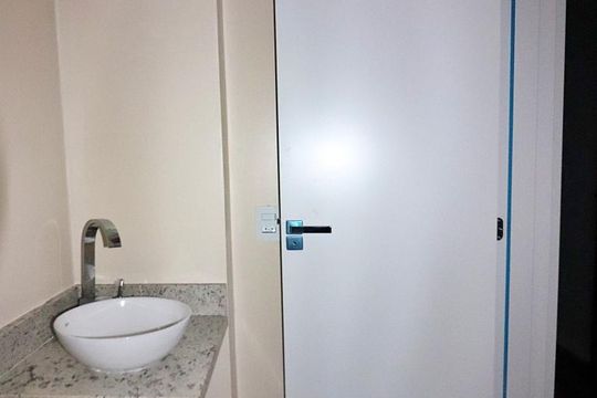 Banheiro Social de apartamento à venda com 2 quartos, 57m² em Nova Petrópolis, São Bernardo do Campo
