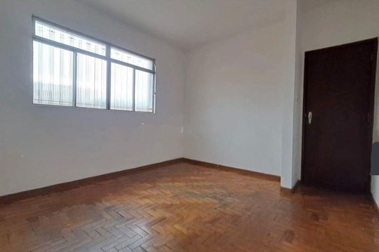Casa para alugar com 3 quartos, 369m² em Betânia, Belo Horizonte