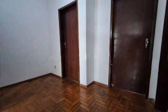 Casa para alugar com 3 quartos, 369m² em Betânia, Belo Horizonte