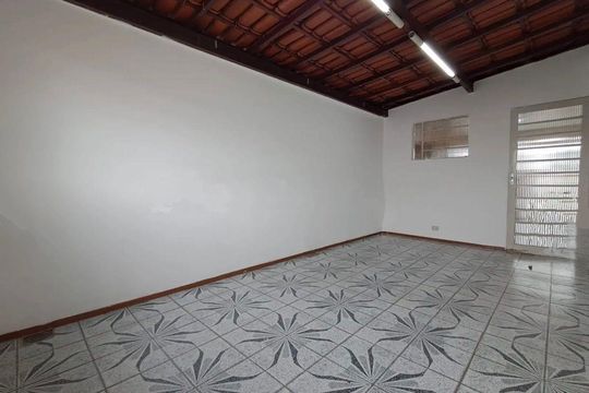 Casa para alugar com 3 quartos, 369m² em Betânia, Belo Horizonte