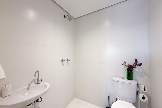 Banheiro da Suíte de apartamento para alugar com 1 quarto, 32m² em Parada Inglesa, São Paulo