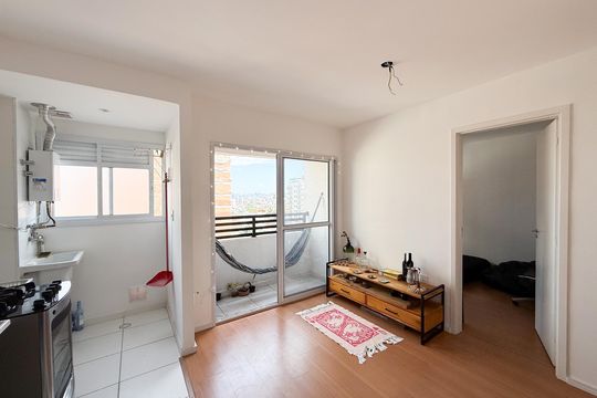 Sala/Cozinha e Área de Serviço de apartamento para alugar com 1 quarto, 32m² em Parada Inglesa, São Paulo