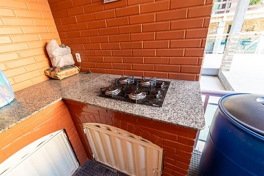 Varanda gourmet - Cooktop de casa à venda com 4 quartos, 250m² em Olaria, Rio de Janeiro