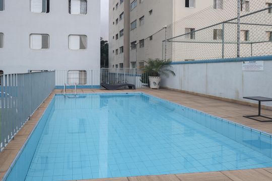 Área comum - Piscina de apartamento à venda com 2 quartos, 64m² em Vila Constança, São Paulo