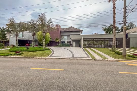 Casa à venda com 5 quartos, 1600m² em Residencial Morada dos Lagos, Barueri
