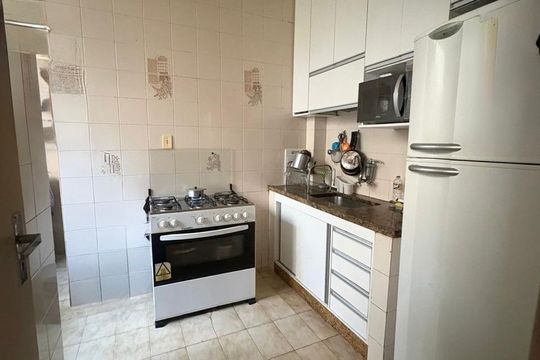 Cozinha de apartamento à venda com 3 quartos, 108m² em Cruzeiro, Belo Horizonte