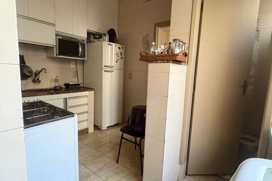 Cozinha de apartamento à venda com 3 quartos, 108m² em Cruzeiro, Belo Horizonte