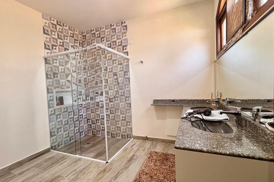 Casa à venda com 4 quartos, 460m² em Residencial das Estrelas, Barueri