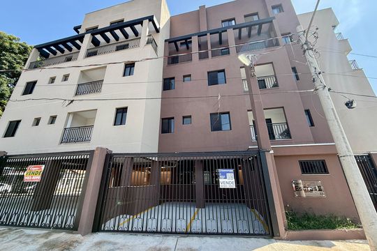 Fachada  de apartamento para alugar com 2 quartos, 48m² em Jardim Vila Galvao, Guarulhos