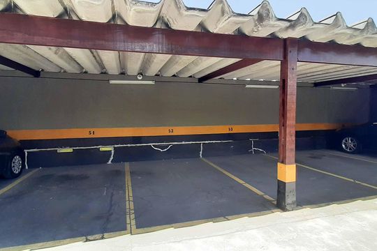 Garagem de apartamento para alugar com 2 quartos, 50m² em Centro, Osasco