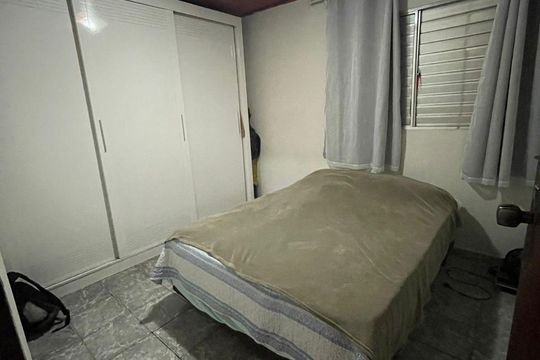 Quarto 2 de casa à venda com 3 quartos, 48m² em Jardim Crepusculo, Guarulhos