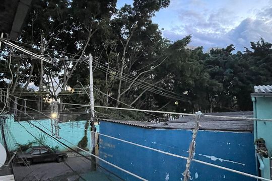 Vista de casa à venda com 3 quartos, 48m² em Jardim Crepusculo, Guarulhos