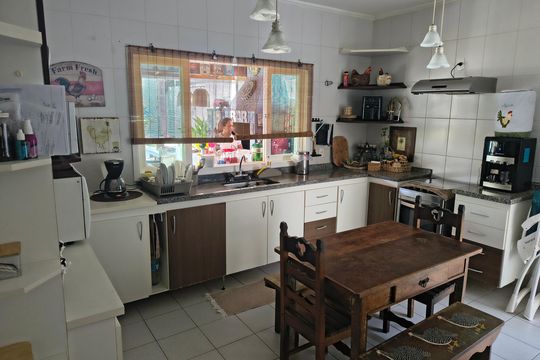 Cozinha de casa para alugar com 3 quartos, 230m² em Urbanova II, São José dos Campos